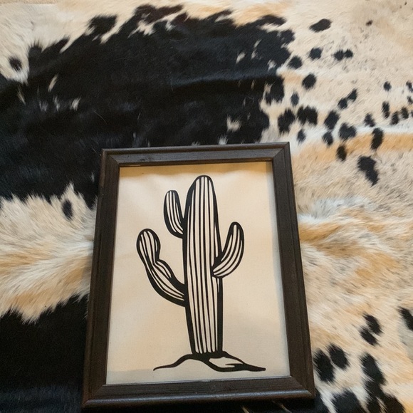 Western wall decor - Picture 3 of 3